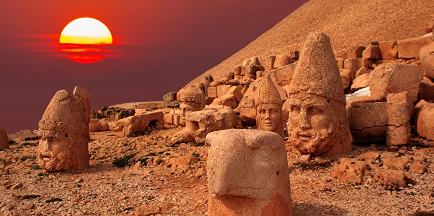 1 Mayıs Özel Uçak & Doğu Ekspresi ile Van Kars Erzurum Turu Thy ile / 3 Gece Otel Konaklaması