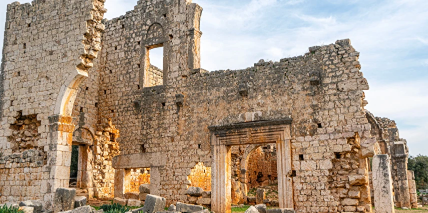 1 Mayıs Özel Uçaklı Adana Mersin Tarsus Lezzet Turu Ajet İle/ 2 Gece Otel Konaklaması