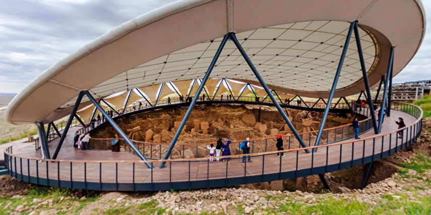 1 Mayıs Özel Uçaklı Gaziantep Zeugma Şanlıurfa Göbeklitepe Turu Thy ile / 2 Gece Otel Konaklaması