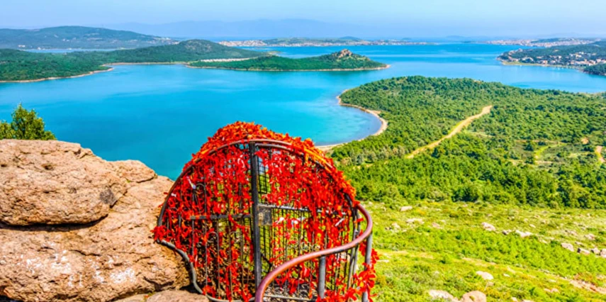 15 Temmuz Özel Kuzey Ege (Ayvalık Assos Bozcaada Foça) Turu / 3 Gece Otel Konaklaması