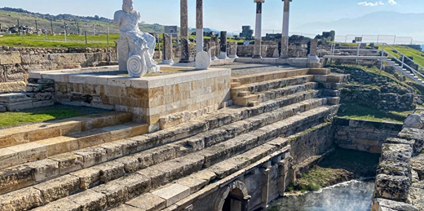 19 Mayıs Özel Antik Kent Rüyası ( Nysa Afrodisias Hierapolis Laodikya ) ve Pamukkale Turu / 1 Gece Otel Konaklaması