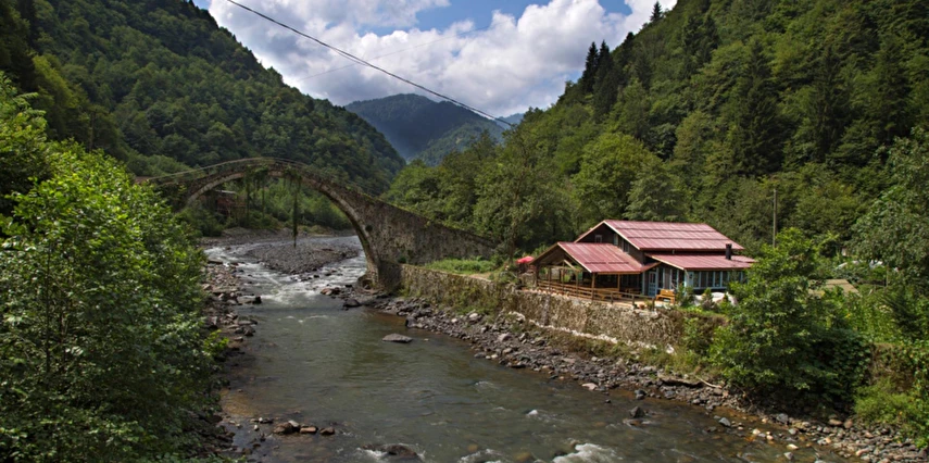 19 Mayıs Özel Uçaklı Karadeniz Yaylalar Turu Ajet İle / 3 Gece Otel Konaklaması