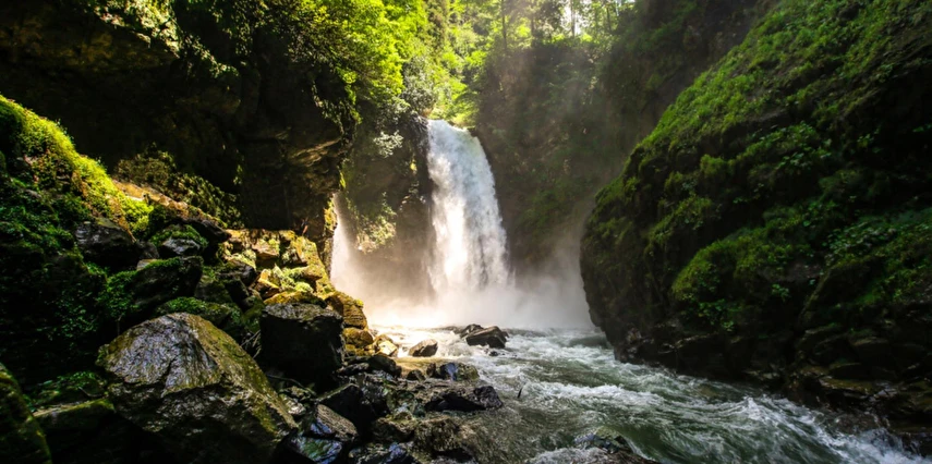 19 Mayıs Özel Uçaklı Karadeniz Yaylalar Turu Ajet İle / 3 Gece Otel Konaklaması