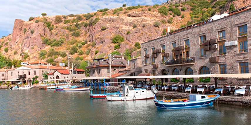 23 Nisan Özel Assos Kazdağları Truva Çanakkale Turu / 1 Gece Otel Konaklaması