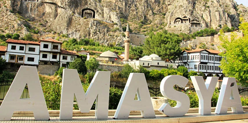 23 Nisan Özel Sinop Erfelek Şelaleleri Şahinkaya Kanyonu Amasya Çorum Hattuşa Turu / 2 Gece Otel Konaklaması