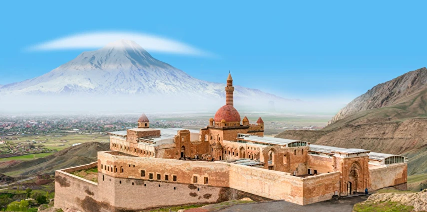 23 Nisan Özel Uçak & Doğu Ekspresi ile Van Kars Erzurum Turu Pegasus ile / 3 Gece Otel Konaklaması