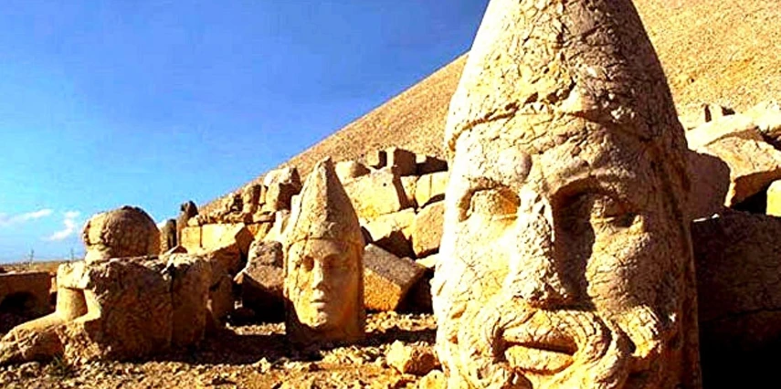 23 Nisan Özel Uçaklı Tarihin Sıfır Noktası Göbeklitepe Mardin Nemrut Turu Thy ile / 3 Gece Otel Konaklaması