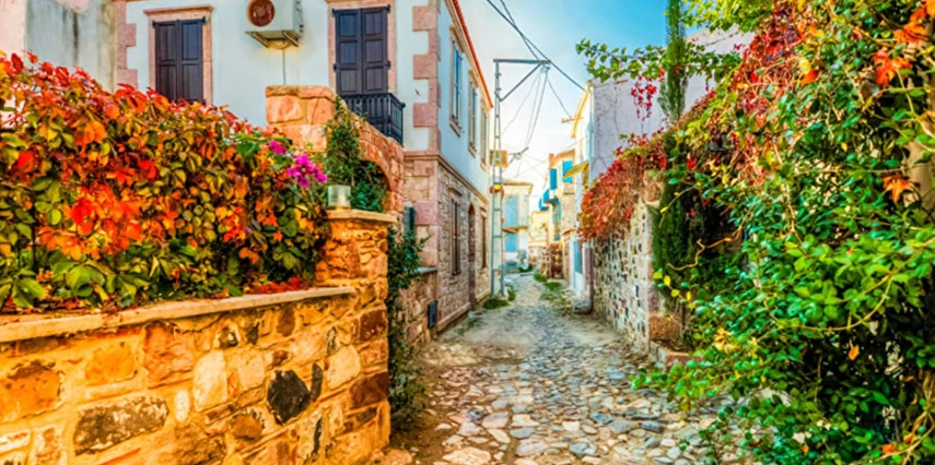 29 Ekim Özel Bozcaada Assos Adatepe Ayvalık Turu / 1 Gece Otel Konaklaması