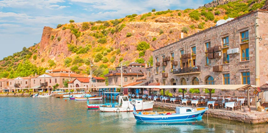 29 Ekim Özel Bozcaada Assos Adatepe Ayvalık Turu / 1 Gece Otel Konaklaması