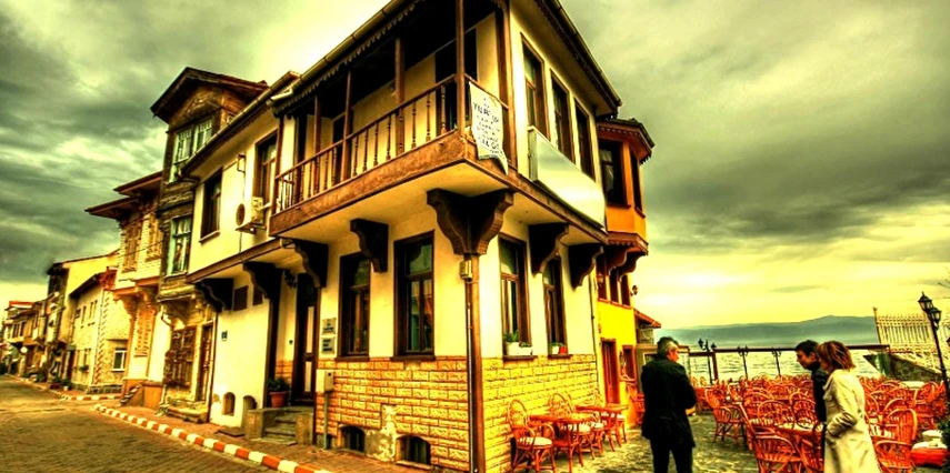 29 Ekim Özel Bursa İznik Trilye Mudanya Gölyazı Turu / 1 Gece Otel Konaklaması