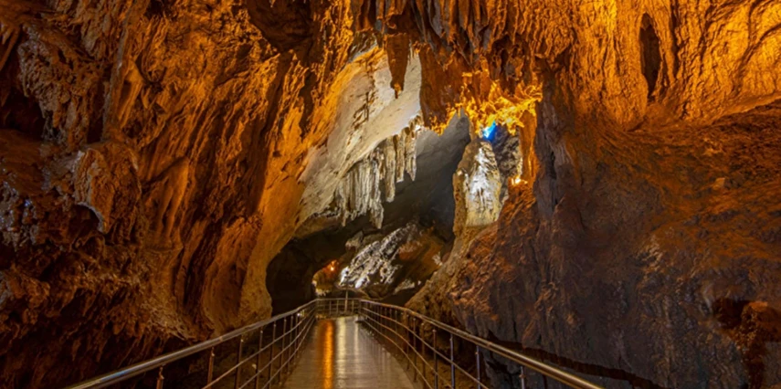 29 Ekim Özel Güzelcehisar Lav Sütunları Safranbolu Amasra Zonguldak Turu / 1 Gece Otel Konaklaması
