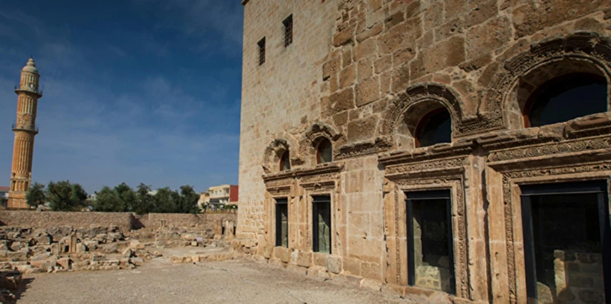29 Ekim Özel Uçaklı Butik Mardin Midyat Hasankeyf Turu Sabiha Gökçen Havalimanı Hareketli / 2 Gece Otel Konaklaması