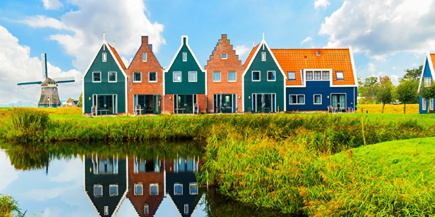 Adana Çıkışlı Mega Benelüks Paris Köln Colmar Turu Sunexpress ile 7 Gece 8 Gün STR-STR  (IS001)