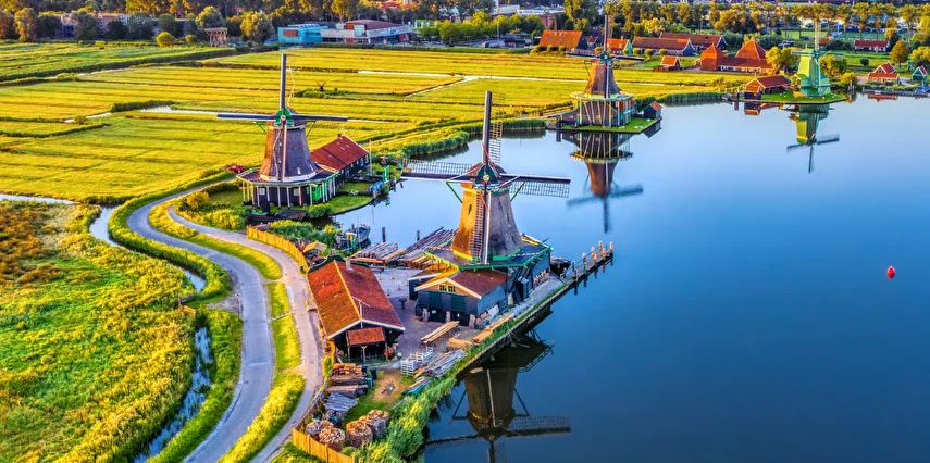 Amsterdam & Brüksel Yılbaşı Turu - Tüm Turlar Dahil Türk Hava Yolları ile 3 Gece 4 Gün