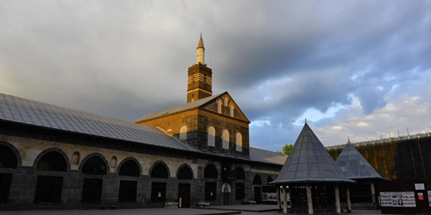 Ankara Çıkışlı Uçaklı Gap Turu AJet İle / 4 Gece Otel Konaklaması