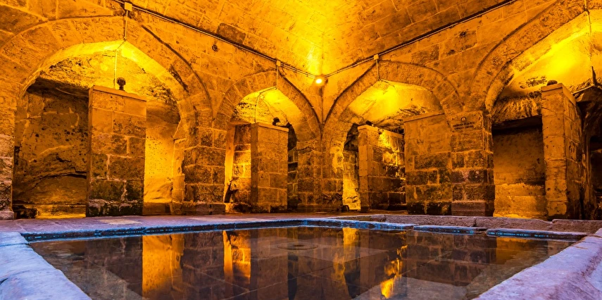 Ankara Çıkışlı Uçaklı Gaziantep Yöresel Tatlar Gastronomi Turu Ajet ile / 1 Gece Otel Konaklaması