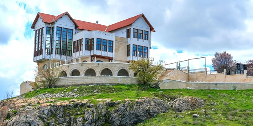 Ankara Çıkışlı Yüksek Hızlı Tren ile Doğu Anadolu (Sivas Divriği Kemaliye Elazığ Tunceli Erzincan) Turu / 4 Gece Otel Konaklaması