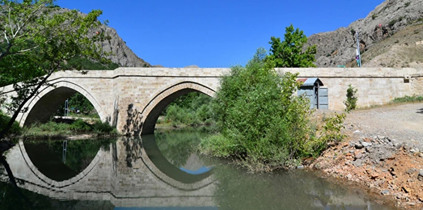 Ankara Çıkışlı Yüksek Hızlı Tren ile Doğu Anadolu (Sivas Divriği Kemaliye Elazığ Tunceli Erzincan) Turu / 4 Gece Otel Konaklaması
