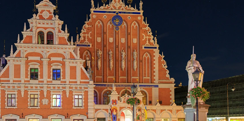 Baltık'dan Tuna'ya Orta Avrupa Litvanya Polonya Çekya Avusturya Slovakya Macaristan Turu Thy ile 7 Gece 8 Gün VNO-BUD