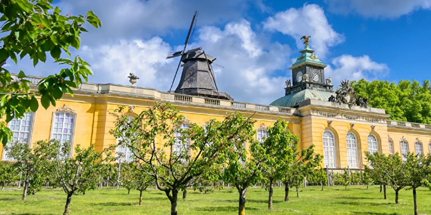 Baltık'dan Tuna'ya Orta Avrupa Litvanya Polonya Çekya Avusturya Slovakya Macaristan Turu Thy ile 7 Gece 8 Gün VNO-BUD