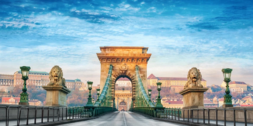 Berlin ve Hallstatt ile Bir Orta Avrupa Turu Pegasus Havayolları ile 7 Gece (IS001)