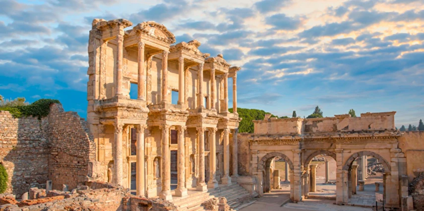 Bodrum Çeşme Alaçatı Sığacık Turu / 3 Gece Otel Konaklaması İstanbul Bursa İzmir Çıkışlı
