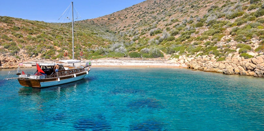 Bodrum Çeşme Alaçatı Sığacık Turu / 3 Gece Otel Konaklaması İstanbul Bursa İzmir Çıkışlı