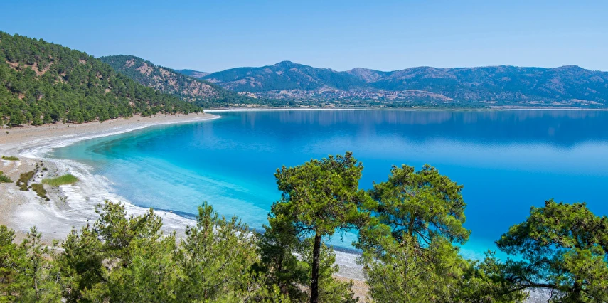 Bursa Eskişehir Çıkışlı Lavanta Bahçeleri Salda Gölü Sagalassos ve Pamukkale Turu / 1 Gece Otel Konaklaması