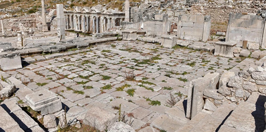 Bursa Eskişehir Çıkışlı Lavanta Bahçeleri Salda Gölü Sagalassos ve Pamukkale Turu / 1 Gece Otel Konaklaması