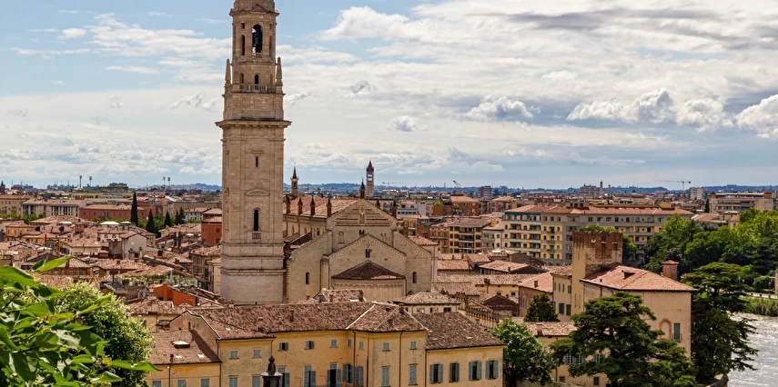Bursa Hareketli Otobüslü Buyuk Italya Yunanistan Balkan Turu 7 Gece 9 Gün