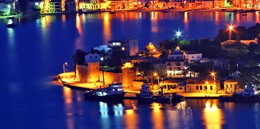 Çeşme Alaçatı Ilıca Sığacık Foça Dikili Turu Yüzme Molalı 1 Gece Otel Konaklaması