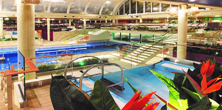 Costa Smeralda ile Venedik’ten Roma’ya İtalya İncileri & Batı Akdeniz Kıyıları 7 Gece THY - 10 Ağustos 2026 (TCR001)