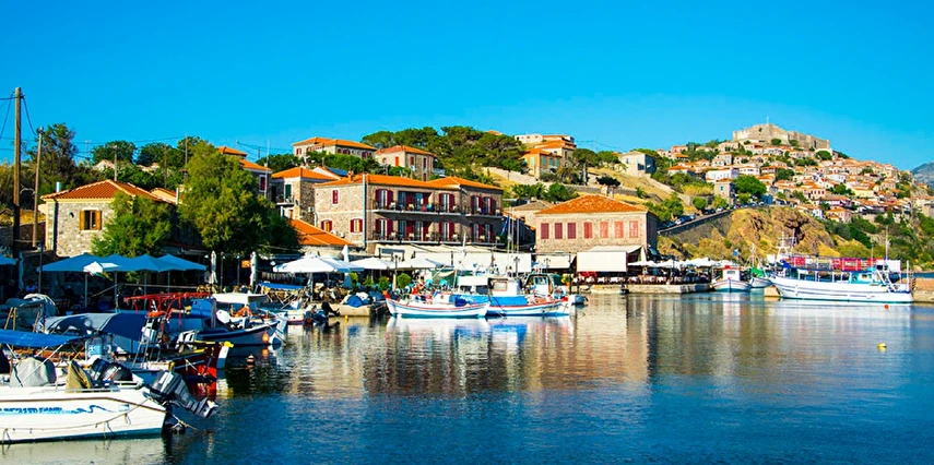 Dikili Hareketli Feribot ile Midilli Adası Turu 3 Gece 4 Gün 