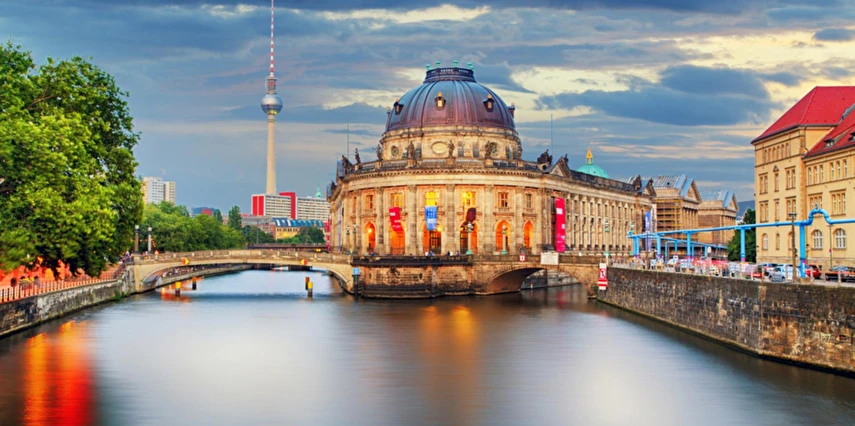 Hamburg'dan Berlin'e Kuzey Avrupa Turu Yaz Dönemi Ajet ile 3 Gece 4 Gün 2027