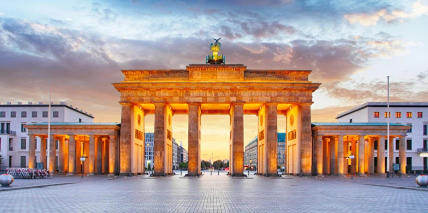 Hamburg'dan Berlin'e Kuzey Avrupa Turu Yaz Dönemi Ajet ile 3 Gece 4 Gün 2027