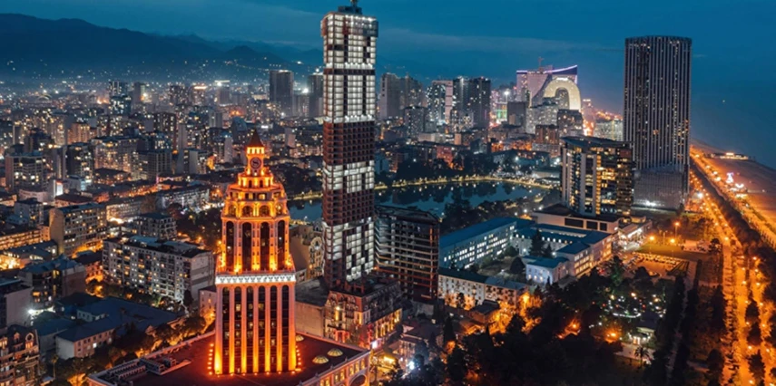 İzmir Çıkışlı Uçaklı Batum Tiflis Noel Pazarları Turu / 3 Gece Otel Konaklaması