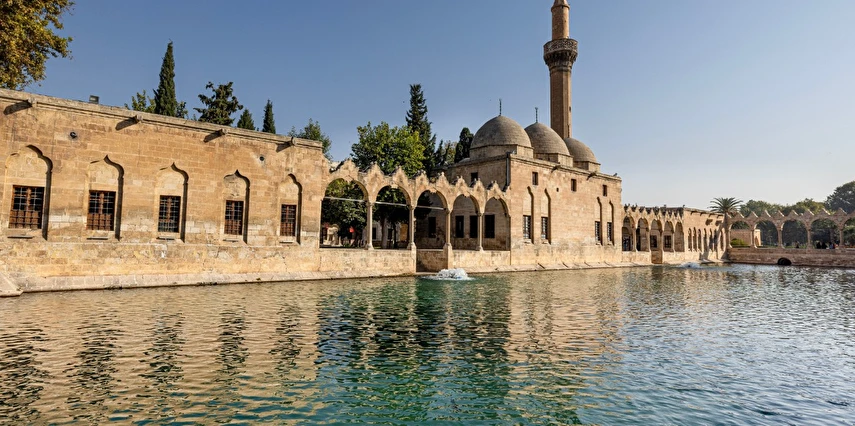 İzmir Çıkışlı Uçaklı Büyük Güneydoğu Anadolu ve Doğu Anadolu Turu Sun Express ile / 6 Gece Otel Konaklaması