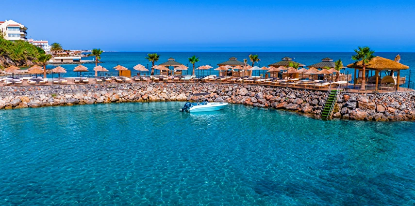 İzmir Çıkışlı Uçaklı Kıbrıs Turu 4 Gece Otel Konaklamalı