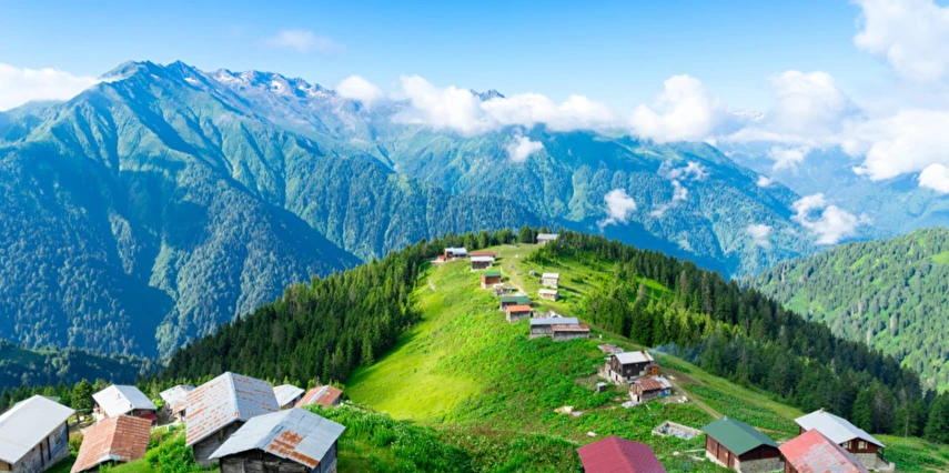 İzmir Uşak Afyon Çıkışlı Yeşil Karadeniz Yaylalar ve Batum Turu (Batum Turu Dahil) / 5 Gece Otel Konaklaması