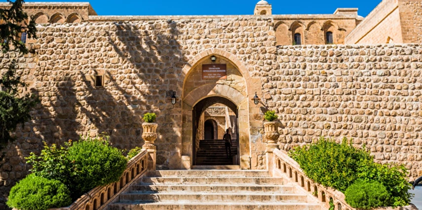 İzmir Uşak Afyon Konya Çıkışlı Klasik Gap Turu / 4 Gece Otel Konaklaması