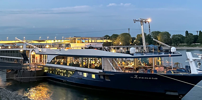 İzmir'den Direkt Uçuş Leonora Gemisi ile Ren ve Mosel Nehri Noel Pazarları Sun Express - 17 Aralık 2025 (TT001)