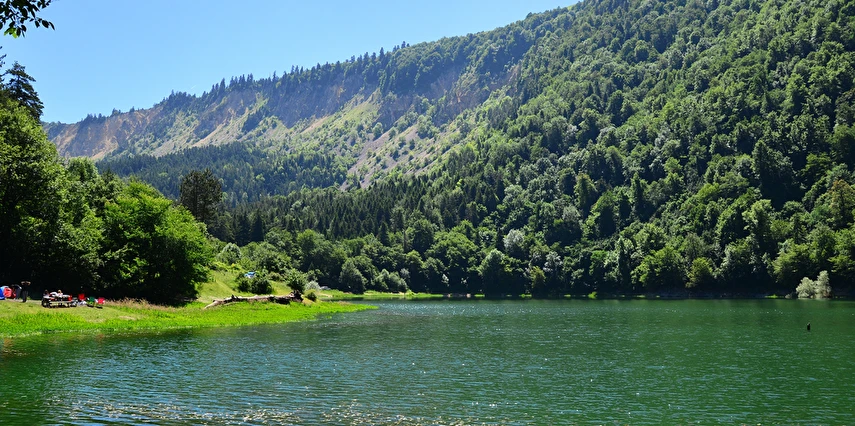Kasım Ara Tatil Özel Yedigöller Göynük Mudurnu Aladağlar Abant Turu / 1 Gece Otel Konaklaması