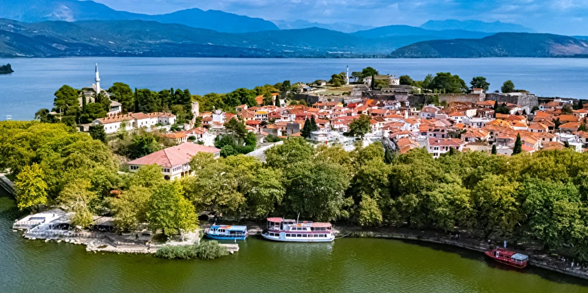 Korfu Paskalya Çömlek Kırma Festivali Turu 3 Gece 5 Gün (MT001)