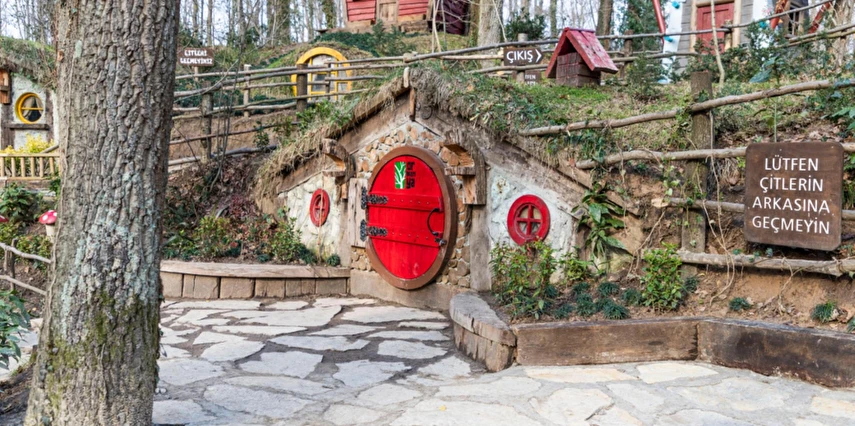 Kurban Bayramı Özel Günübirlik Hobbit Evleri Ormanya Tabiat Parkı Maşukiye Sapanca Turu