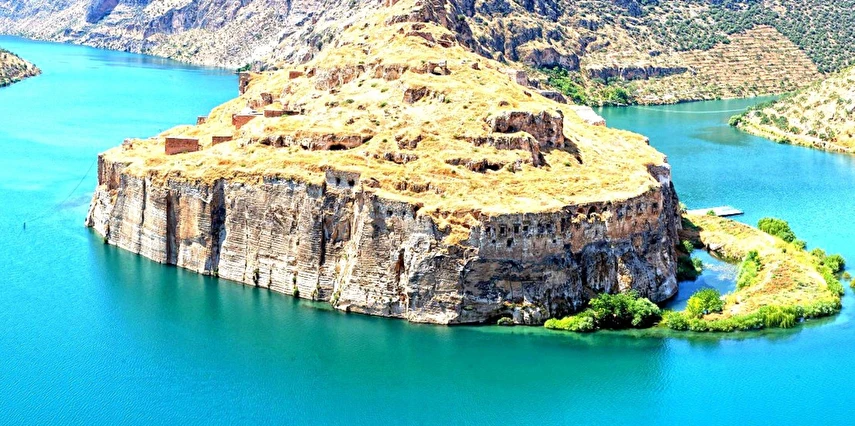 Kurban Bayramı Özel İzmir Uşak Afyon Konya Çıkışlı Klasik Gap Turu / 4 Gece Otel Konaklaması