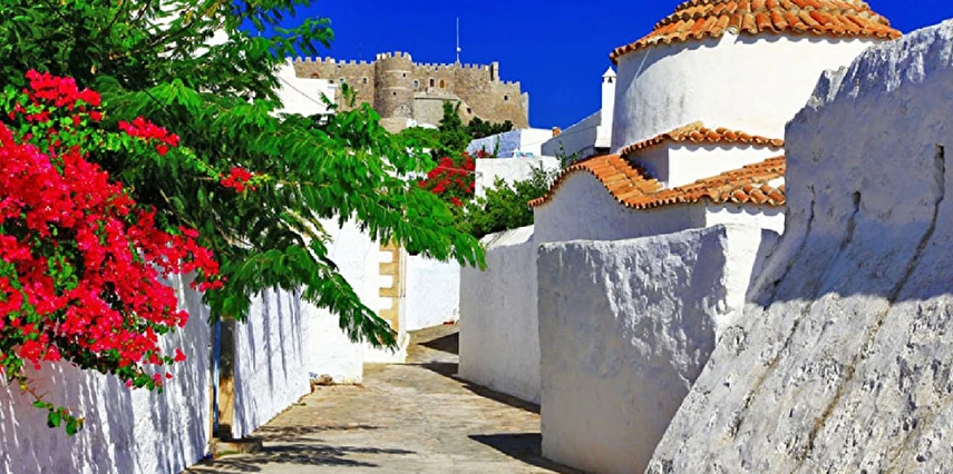 Kuşadası Hareketli Feribot ile Patmos Adası Turu 3 Gece 4 Gün 