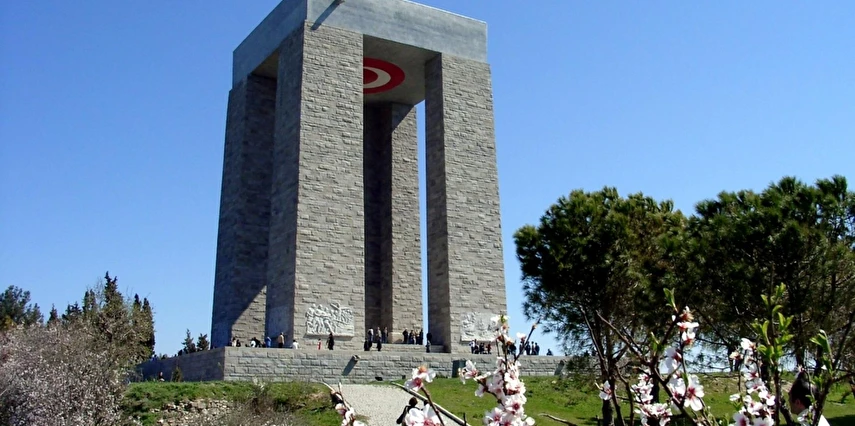 Kuzey Ege Turu / 4 Gece Otel Konaklaması