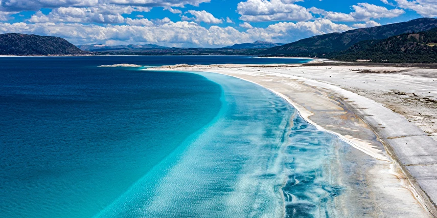 Lavanta Bahçeleri Salda Gölü Sagalassos ve Pamukkale Turu / 1 Gece Otel Konaklaması