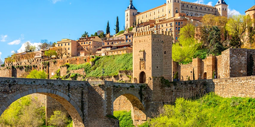 Madrid & Barselona Noel Pazarları Turu AJet Hy. ile Girona Şehir Turu Dahil (ABC- GRO)