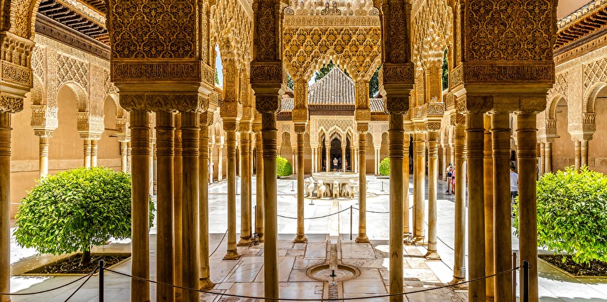 Noel Pazarları Endülüs Turu Sevilla & Malaga & Granada Ajet Havayolları ile 4 Gece 5 Gün (Abc-abc)